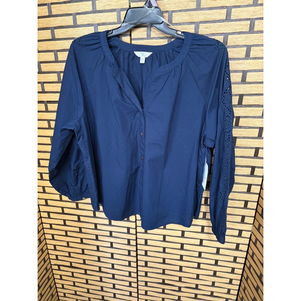 Time And Tru Navy Button Front Crochet Sleeve Blouse Size XXL‎
